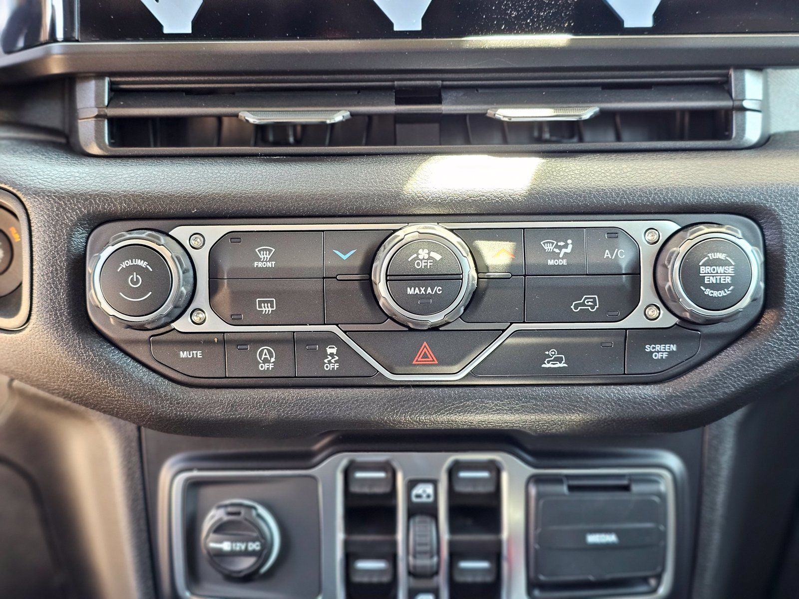 New 2026 Jeep Wrangler Unlimited Sport AWD/4WD image 13