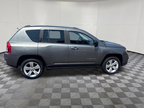 Used 2013 Jeep Compass Sport AWD/4WD image 6