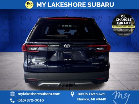 Used 2024 Toyota Grand Highlander AWD image 6