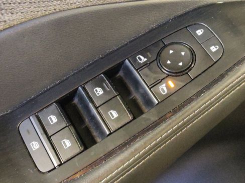 Used 2021 Nissan Rogue SV FWD image 27