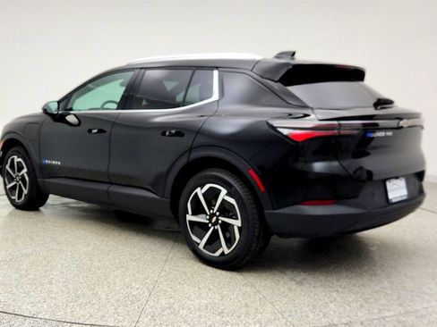 Used 2026 Chevrolet Equinox EV LT image 7