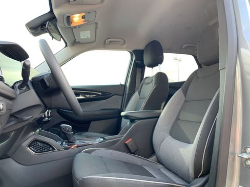 Used 2025 Chevrolet TrailBlazer LT image 24