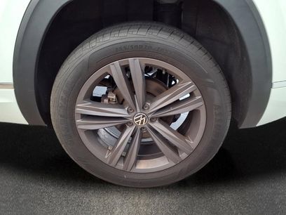Used 2022 Volkswagen Atlas Cross Sport SEL R-Line