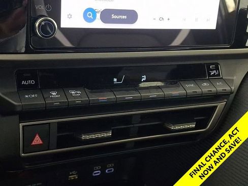 Certified 2025 Toyota Camry SE FWD image 19