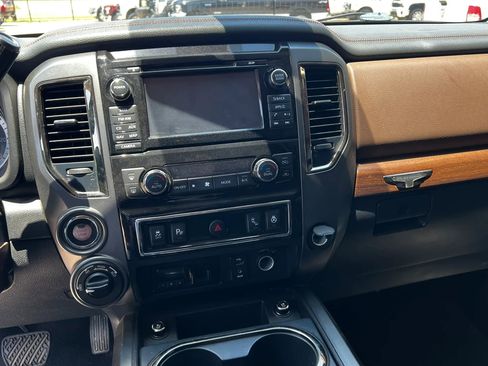 Used 2016 Nissan Titan Platinum Reserve AWD/4WD image 14