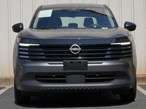 Used 2025 Nissan Kicks S FWD image 6