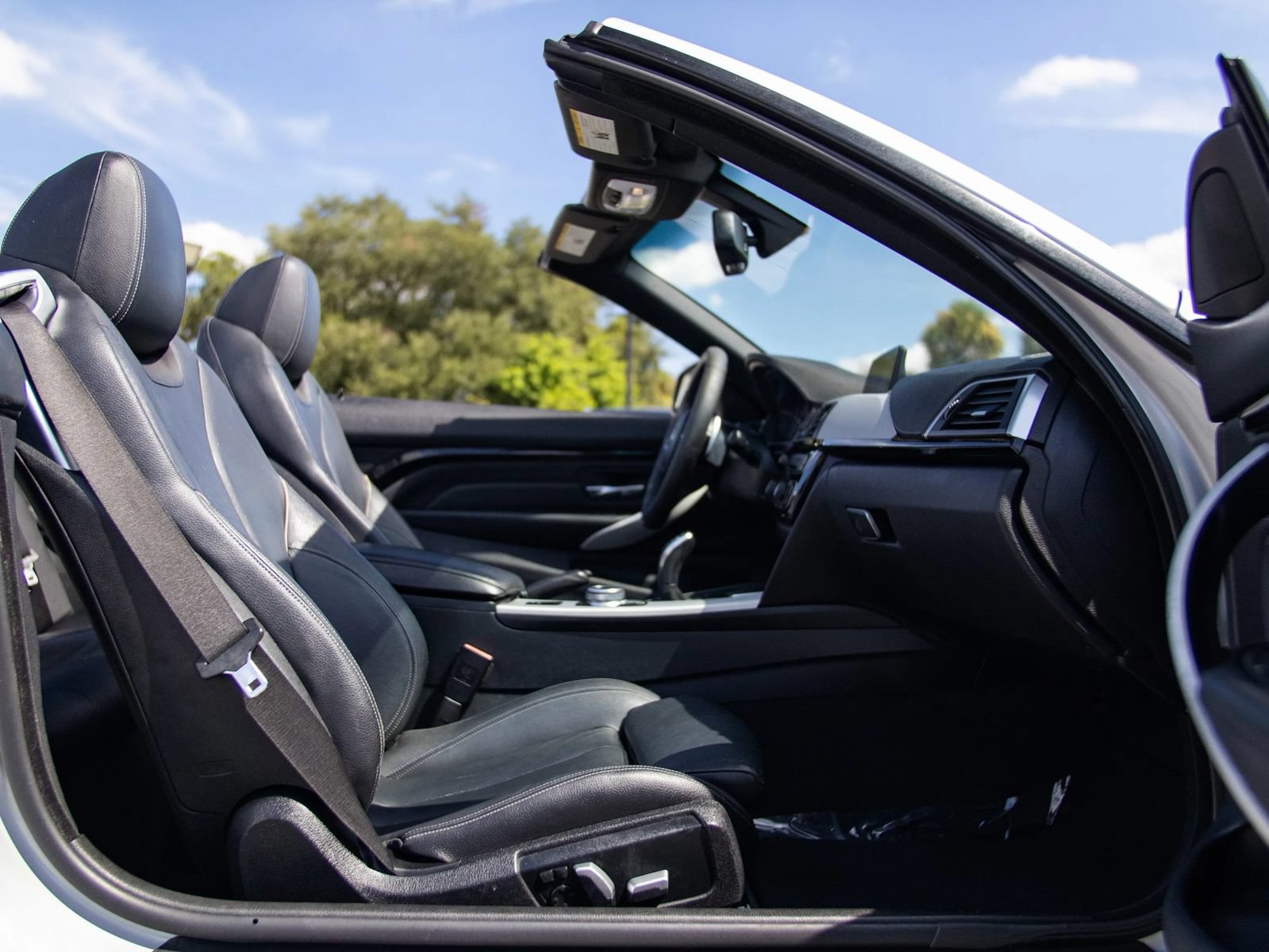 Used 2018 BMW 430i Convertible RWD image 31