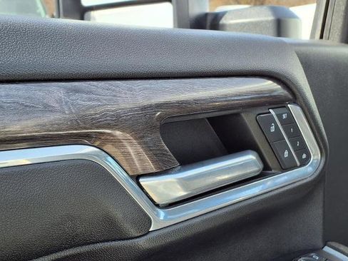 Certified 2024 Chevrolet Silverado 2500 LTZ w/ LTZ Convenience Package image 15