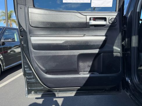 Used 2016 Toyota Tundra Limited image 20