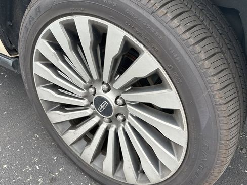 Used 2018 Lincoln Navigator Reserve w/ Technology Package image 5