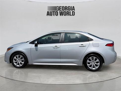 Used 2023 Toyota Corolla LE FWD image 8