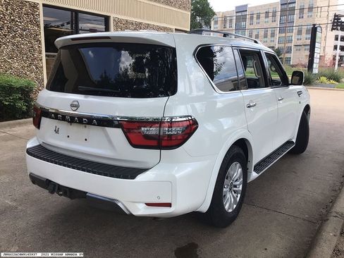 Used 2021 Nissan Armada SV RWD image 4