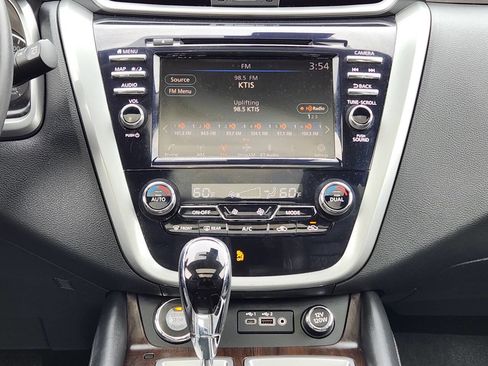 Used 2020 Nissan Murano Platinum w/ Cargo Package image 17