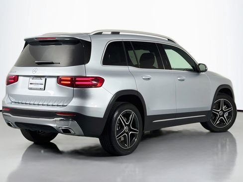 Used 2026 Mercedes-Benz GLB 250 image 12