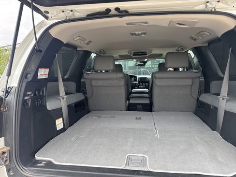 Used 2020 Toyota Sequoia Platinum image 6