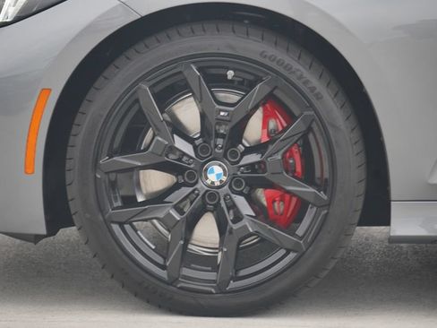 Used 2026 BMW 330i Sedan w/ M Sport Package RWD image 5