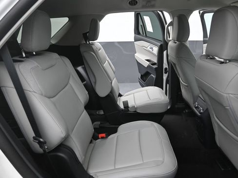 New 2026 Ford Explorer Active w/ Active Comfort Package RWD image 10