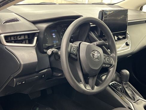 Used 2023 Toyota Corolla LE image 13