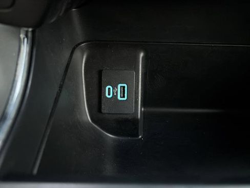 Used 2024 Ford F150 XLT w/ Mobile Office Package image 26