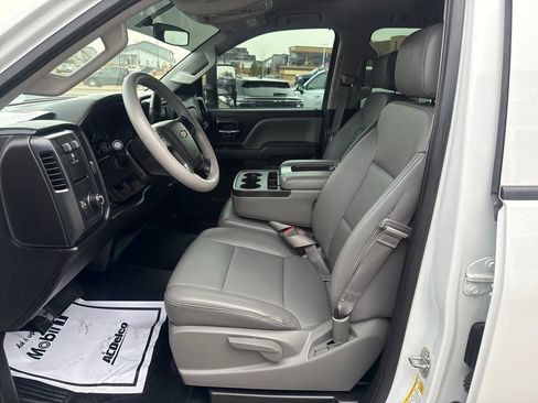 Used 2016 Chevrolet Silverado 2500 W/T image 9