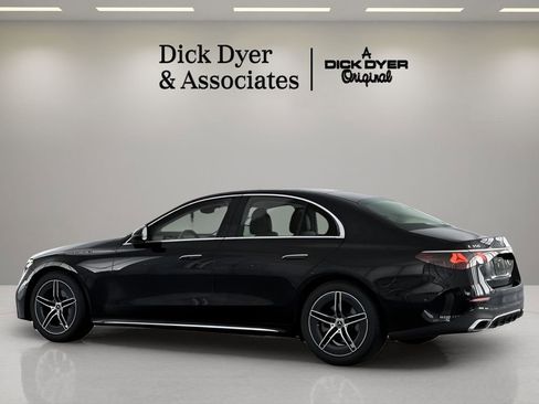 Used 2026 Mercedes-Benz E 350 Sedan image 25