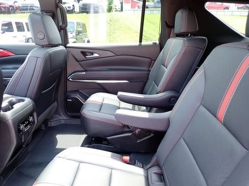 Used 2026 Chevrolet Traverse RS w/ LPO, Floor Liner Package AWD/4WD image 14