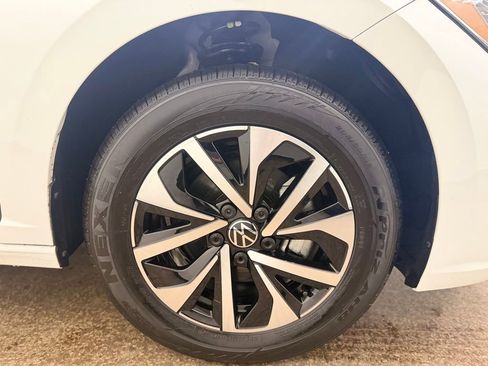 Used 2024 Volkswagen Jetta S image 22