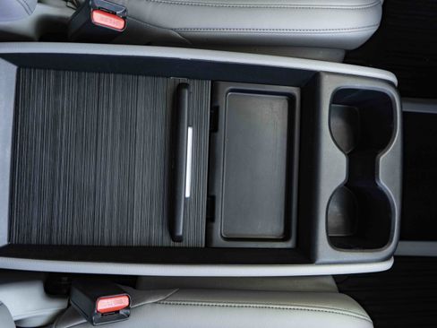 Used 2024 Honda Odyssey EX-L image 28