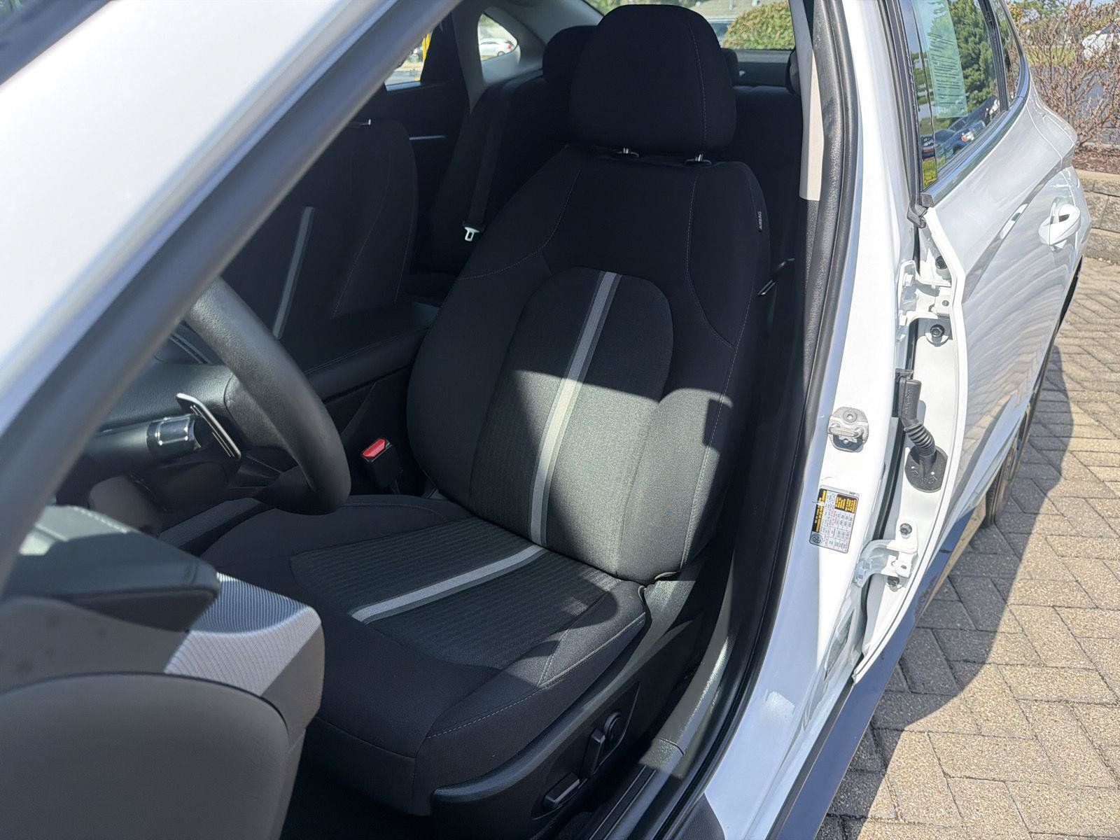 Used 2025 Hyundai Sonata SEL FWD image 13