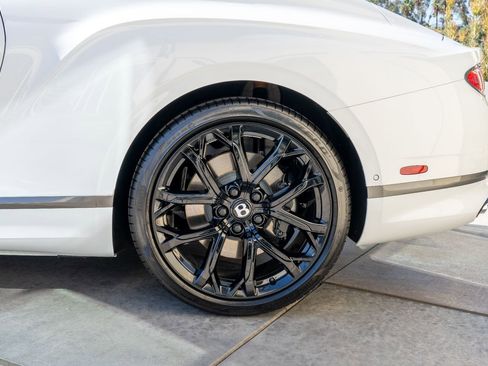 Used 2024 Bentley Continental GT Speed AWD/4WD image 30