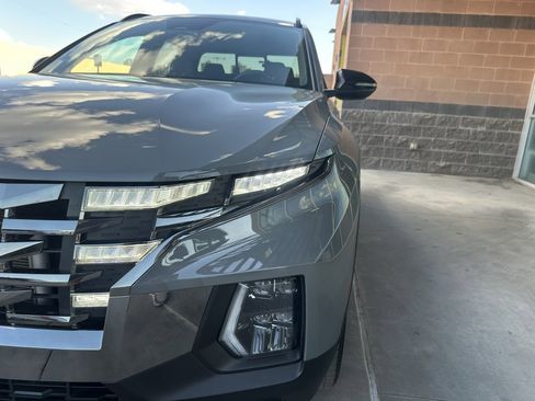 Used 2024 Hyundai Santa Cruz Night image 9