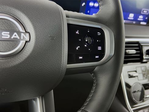 New 2026 Nissan Armada SV image 15