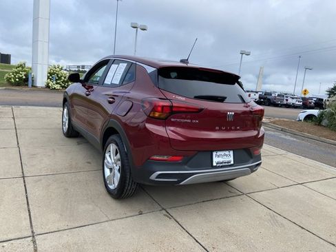 Used 2024 Buick Encore GX Preferred FWD image 9