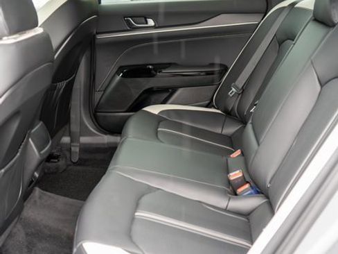 Used 2025 Kia K5 GT-Line w/ GT-Line Premium Package image 11