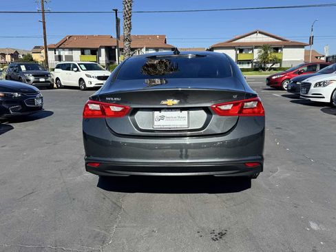 Used 2016 Chevrolet Malibu LT FWD image 3