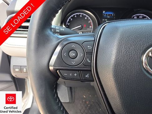 Used 2023 Toyota Camry SE image 29