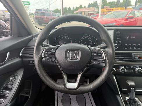 Used 2018 Honda Accord LX image 24
