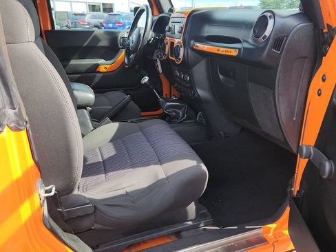 Used 2012 Jeep Wrangler Sport w/ Connectivity Group AWD/4WD image 9