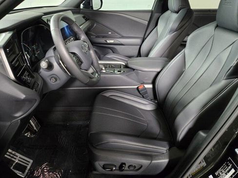 Certified 2026 Lexus TX 500h AWD image 13