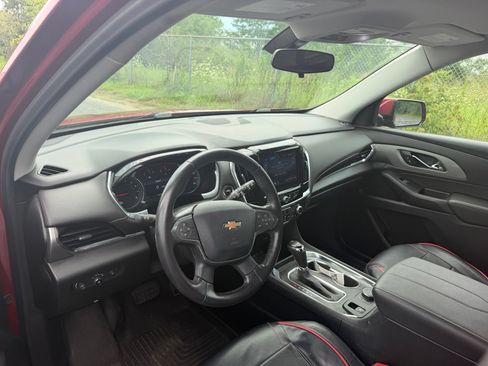 Used 2020 Chevrolet Traverse LT AWD/4WD image 13