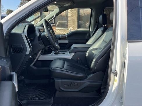 Used 2020 Ford F150 Lariat w/ Equipment Group 502A Luxury image 12