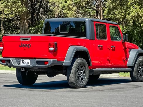 Used 2021 Jeep Gladiator Sport w/ Trailer Tow Package AWD/4WD image 4