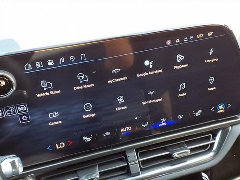 New 2026 Chevrolet Equinox EV LT image 28