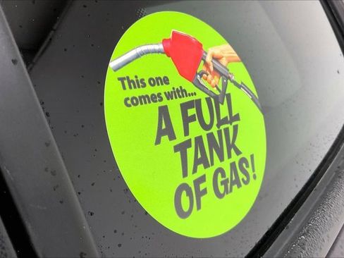 Used 2022 Volkswagen Tiguan S image 36