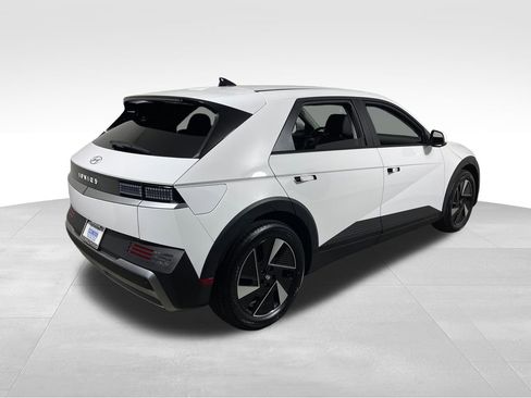 New 2026 Hyundai Ioniq 5 SEL RWD image 5