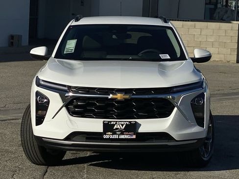 New 2026 Chevrolet Trax LT FWD image 10