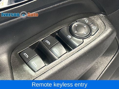 Used 2022 Chevrolet Equinox LT AWD/4WD image 16