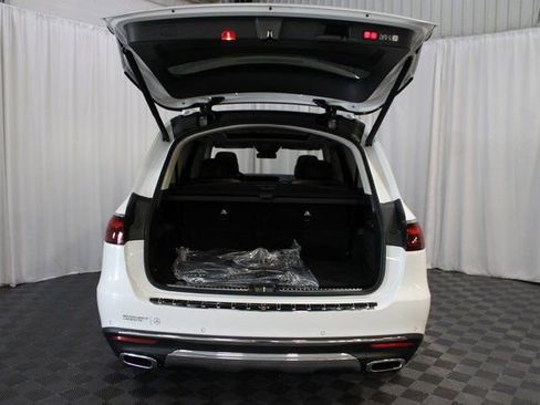New 2026 Mercedes-Benz GLS 450 4MATIC image 7