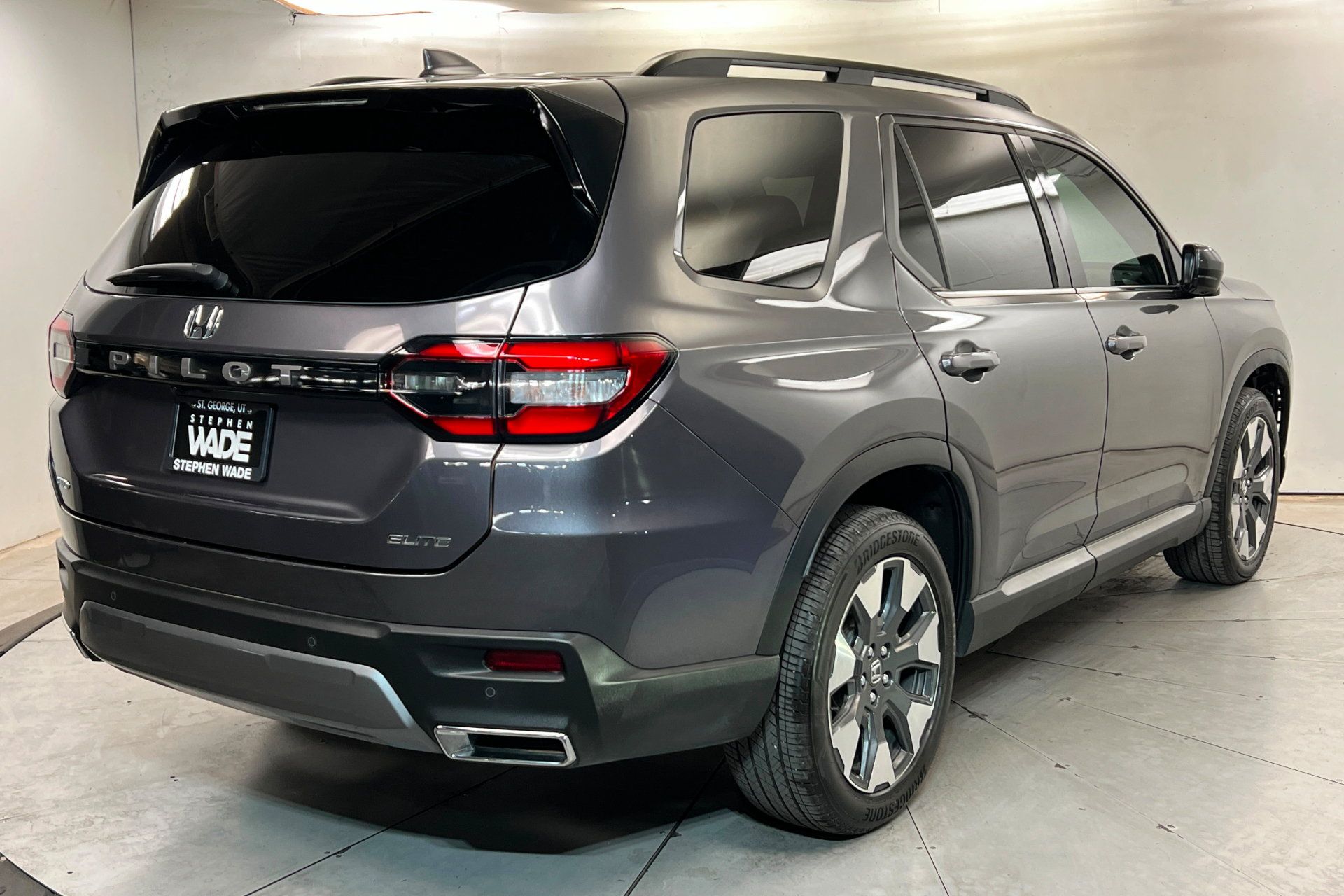 Used 2026 Honda Pilot Elite image 6