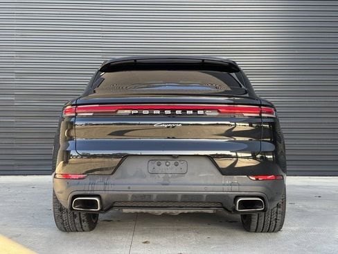 Certified 2025 Porsche Cayenne Coupe image 6
